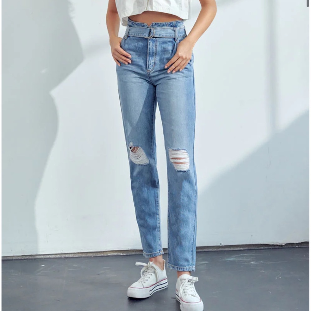 KanCan Blossom Ultra High Rise Belted Mom Jeans